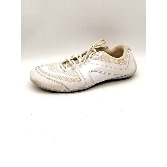 Nike Womens Sneakers Cheer White Low Top Lace Up Walking Shoe Padded Flat Heel 9 - Picture 1 of 11